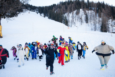Ski2015 Day4 Fancy Dress 020 Ski2015 Day4 Fancy Dress 020