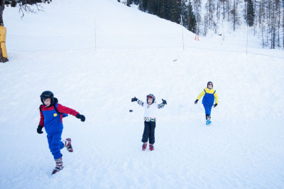 Ski2015 Day4 Fancy Dress 024 Ski2015 Day4 Fancy Dress 024