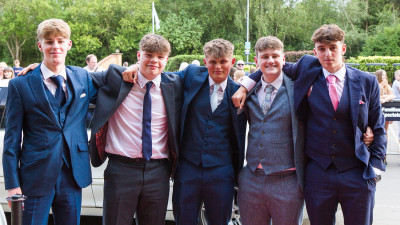 prom2024 arrivals prom2024 arrivals