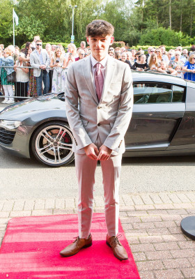 prom2024 arrivals prom2024 arrivals